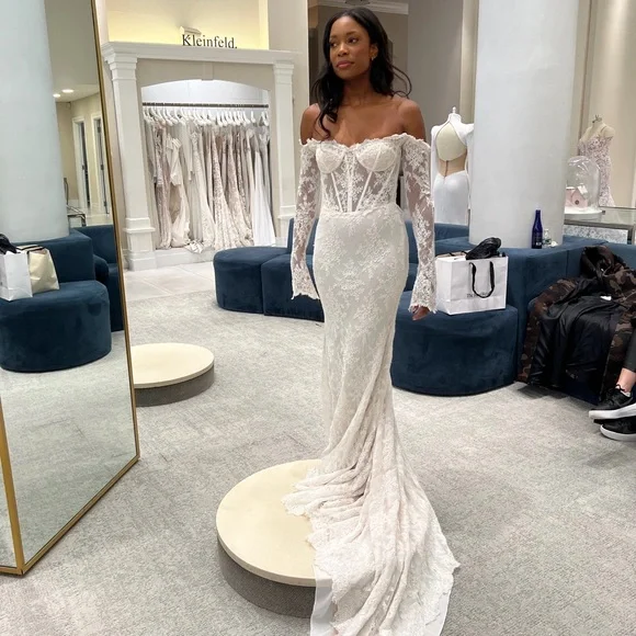 Pnina Tornai White Lace Wedding Dress - Picture 7 of 9